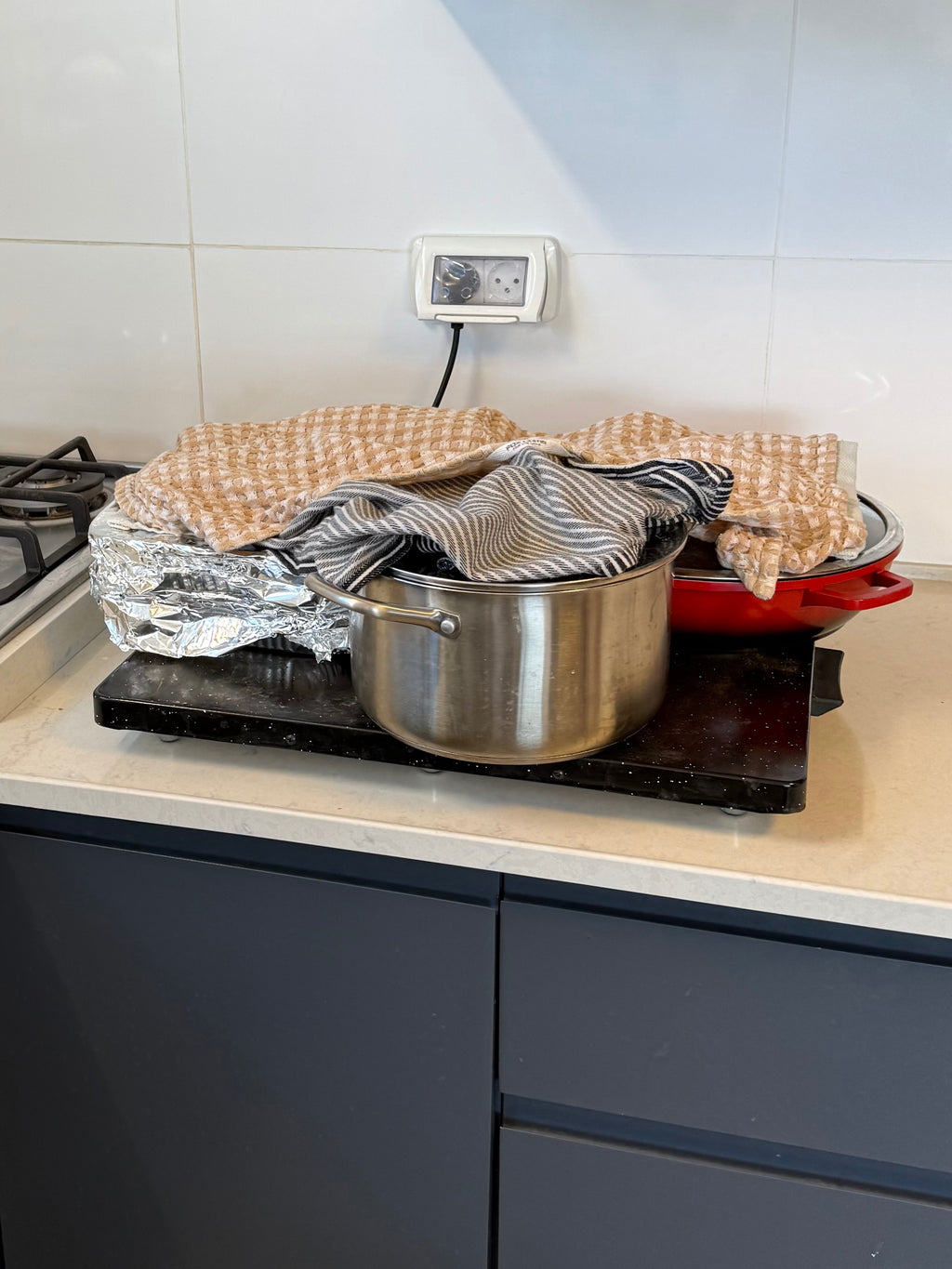 דיל מתקן "פלטה בוקס" + פלטה שבת חשמלית 6 סירים
